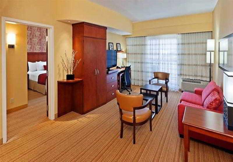 Courtyard By Marriott Tulsa Woodland Hills Hotel Luaran gambar