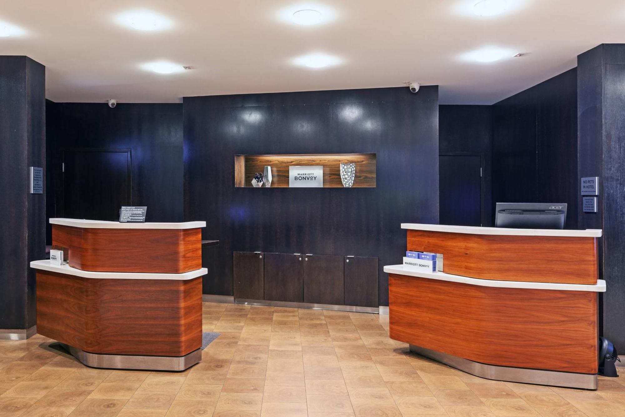 Courtyard By Marriott Tulsa Woodland Hills Hotel Luaran gambar