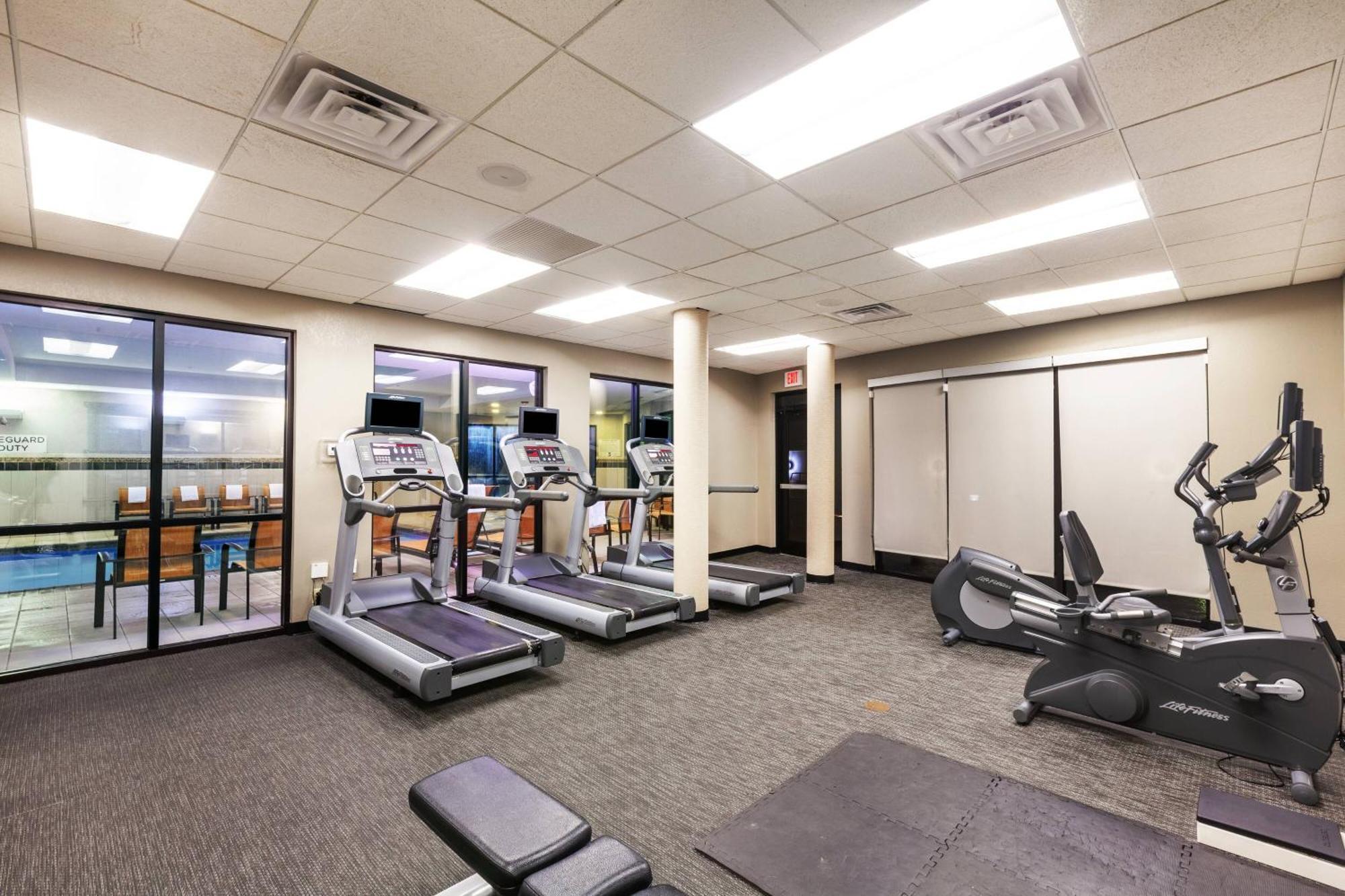 Courtyard By Marriott Tulsa Woodland Hills Hotel Luaran gambar