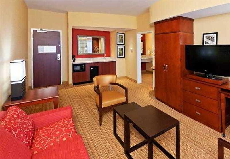 Courtyard By Marriott Tulsa Woodland Hills Hotel Luaran gambar